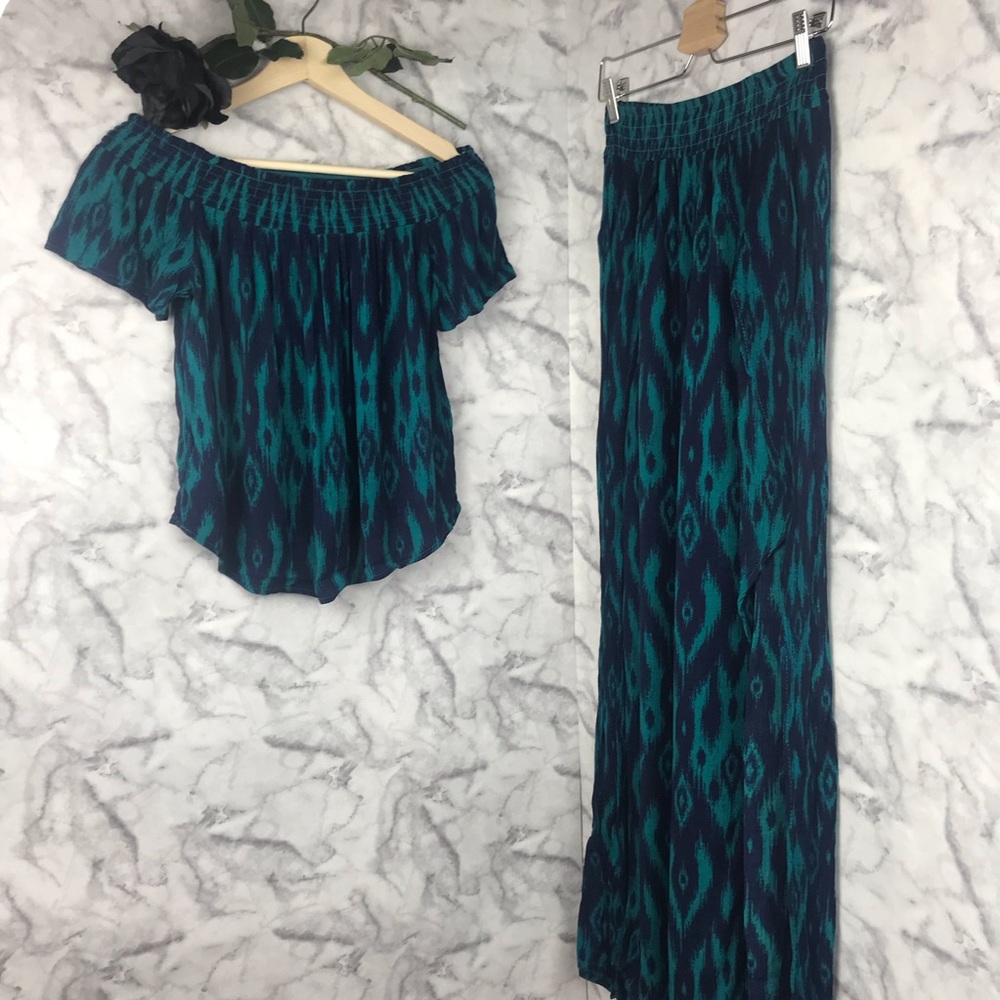 Printed Two Piece Top and Skirt Set
